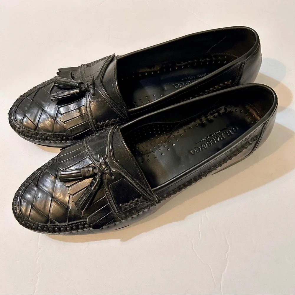 G.H. Bass & Co Black Leather Kilted Tassel Weave Loafer Shoes Mens 10.5M